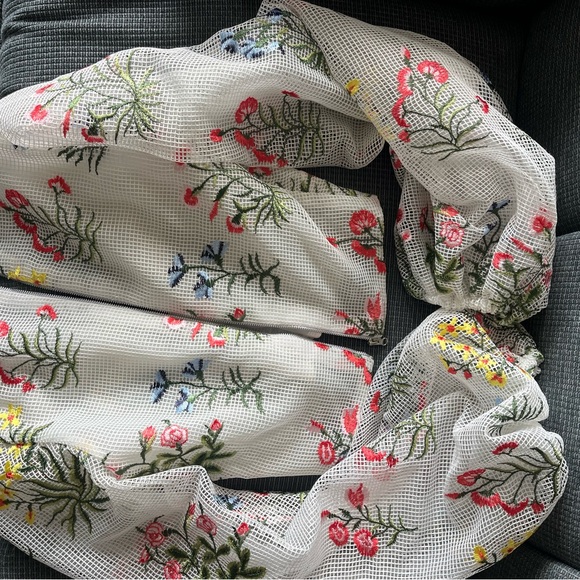 Teuta Matoshi the Wildflowers Blouse - Picture 4 of 13